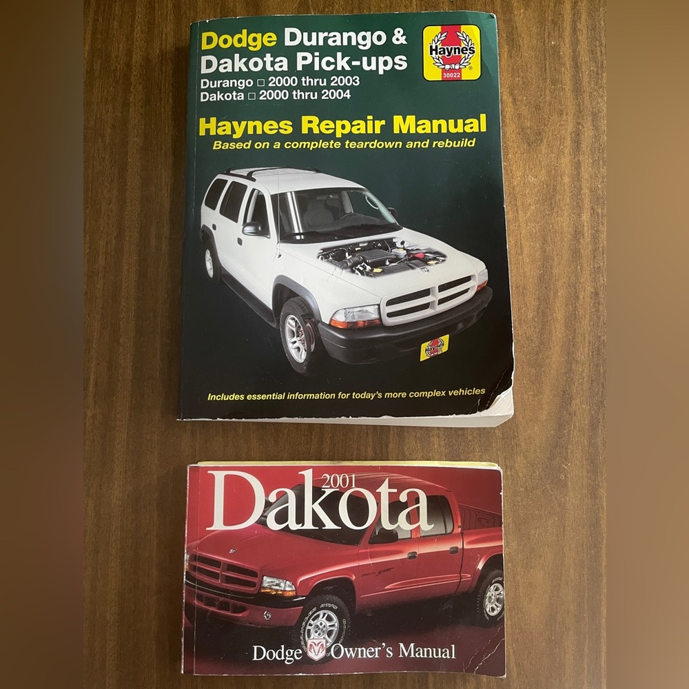 Dodge Dakota & Durango Pick-ups Haynes repair manual; Dakota owner’s manual used